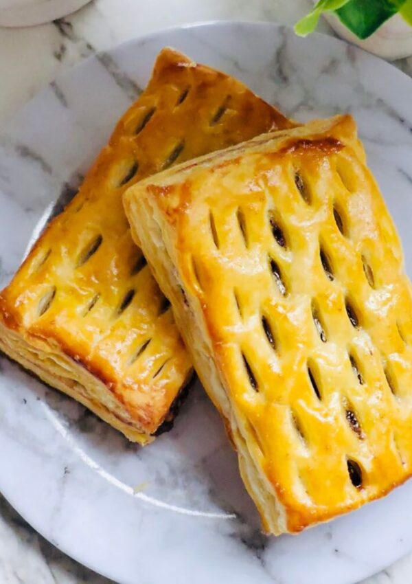 The Best Breakfast Nutella Puff Pastry Ever